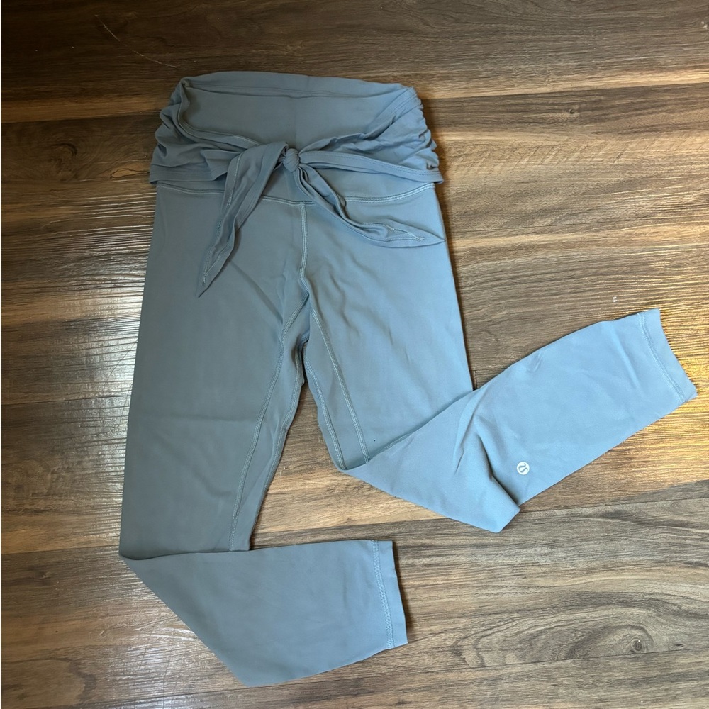 Lululemon leggings. Size 4.